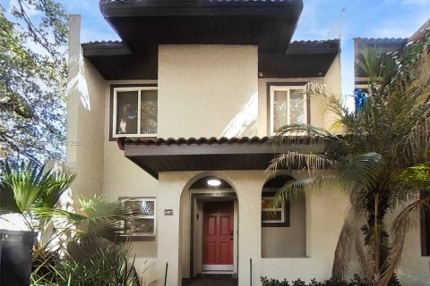 Casa en Kissimmee, Florida 2 dormitorios № 2320581