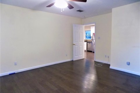 Casa en alquiler en Tampa, Florida, 3 dormitorios, 118.45 m2 № 1793337 - foto 22
