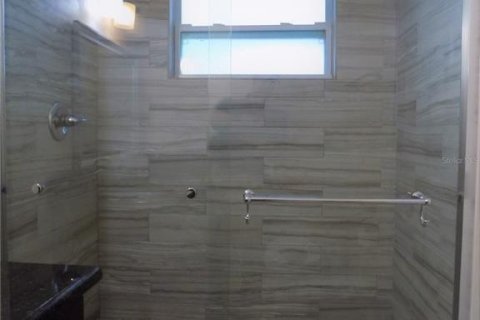 Casa en alquiler en Tampa, Florida, 3 dormitorios, 118.45 m2 № 1793337 - foto 19