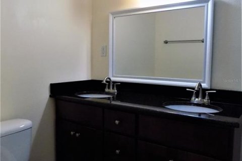 Casa en alquiler en Tampa, Florida, 3 dormitorios, 118.45 m2 № 1793337 - foto 21