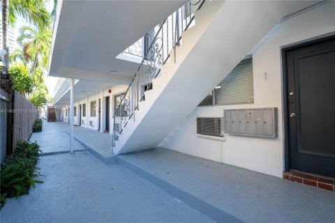 Apartamento en alquiler en Miami Beach, Florida, 48.77 m2 № 1956286 - foto 10