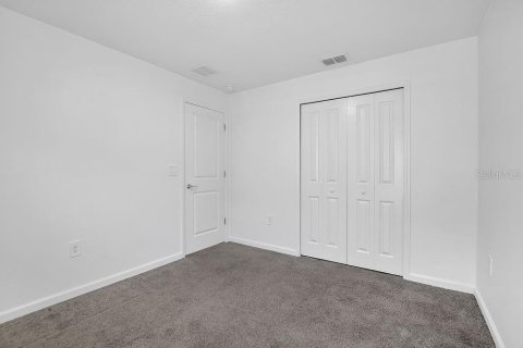 Villa ou maison à louer à Davenport, Floride: 3 chambres, 146.79 m2 № 2380889 - photo 12