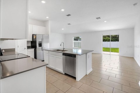 Villa ou maison à louer à Davenport, Floride: 3 chambres, 146.79 m2 № 2380889 - photo 5