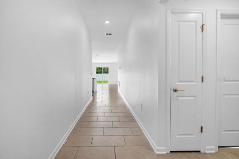 Villa ou maison à louer à Davenport, Floride: 3 chambres, 146.79 m2 № 2380889 - photo 3