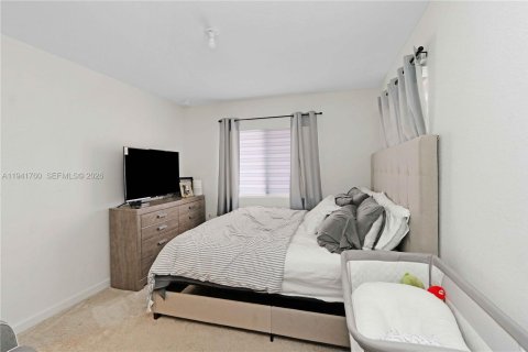 Купить таунхаус в Хомстед, Флорида 4 спальни, 127.65м2, № 1998709 - фото 17