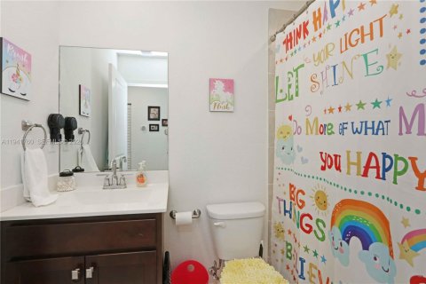 Купить таунхаус в Хомстед, Флорида 4 спальни, 127.65м2, № 1998709 - фото 16