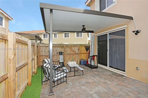 Купить таунхаус в Хомстед, Флорида 4 спальни, 127.65м2, № 1998709 - фото 4