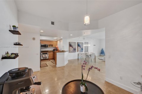 Copropriété à vendre à North Miami, Floride: 2 chambres, 161.93 m2 № 1938923 - photo 20