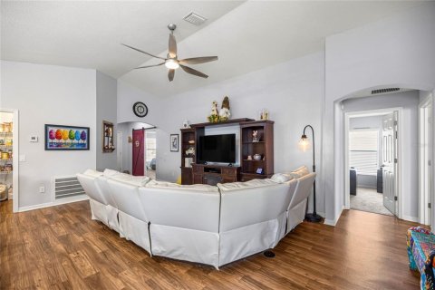 Casa en venta en Ocala, Florida, 4 dormitorios, 159.33 m2 № 1898998 - foto 14