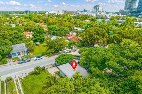 Propiedad comercial en venta en Miami, Florida, 153.66 m2 № 2026702 - foto 9