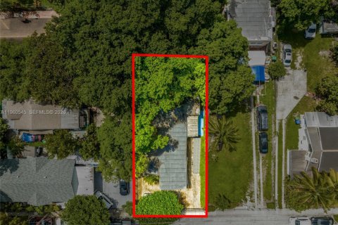 Propiedad comercial en venta en Miami, Florida, 153.66 m2 № 2026702 - foto 7