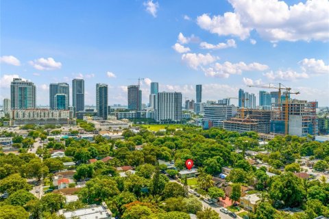 Propiedad comercial en venta en Miami, Florida, 153.66 m2 № 2026702 - foto 13