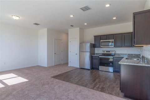 Adosado en alquiler en Davenport, Florida, 3 dormitorios, 130.43 m2 № 1720984 - foto 11