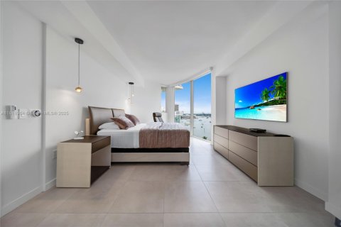 Condominio en venta en Fort Lauderdale, Florida, 3 dormitorios, 186.08 m2 № 1794568 - foto 25