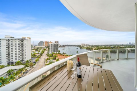 Condominio en venta en Fort Lauderdale, Florida, 3 dormitorios, 186.08 m2 № 1794568 - foto 5