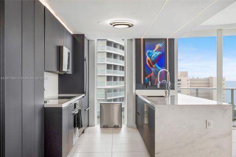 Condominio en venta en Fort Lauderdale, Florida, 3 dormitorios, 186.08 m2 № 1794568 - foto 18