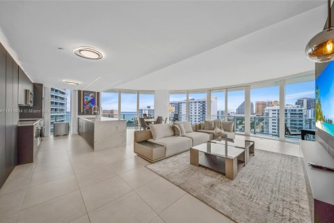 Condominio en venta en Fort Lauderdale, Florida, 3 dormitorios, 186.08 m2 № 1794568 - foto 2