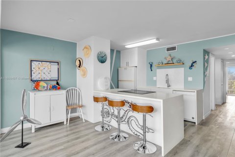 Condo in Marathon, Florida, 2 bedrooms  № 1367254 - photo 6