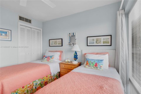 Condo in Marathon, Florida, 2 bedrooms  № 1367254 - photo 21