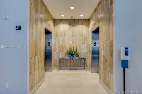 Купить кондоминиум в Майами, Флорида 2 спальни, 102.19м2, № 2255034 - фото 30