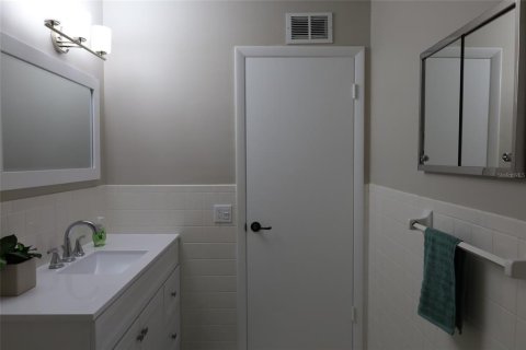 Купить кондоминиум в Клируотер, Флорида 4 комнаты, 130.06м2, № 1673606 - фото 22