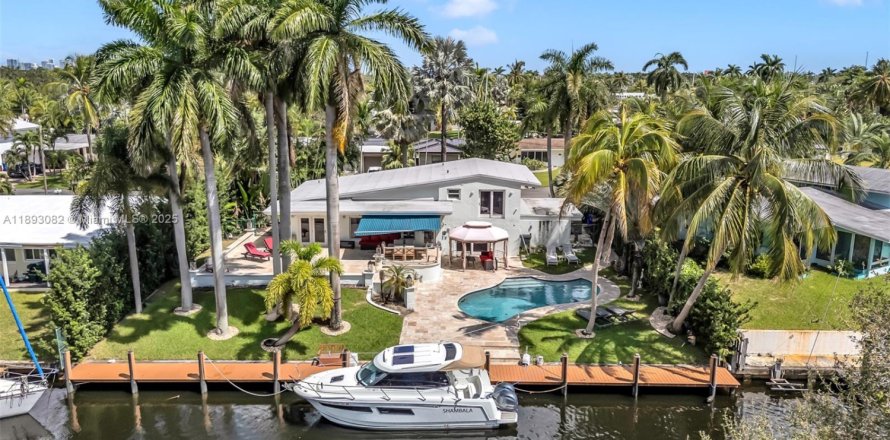 Villa ou maison à Fort Lauderdale, Floride 3 chambres, 175.77 m2 № 1947064