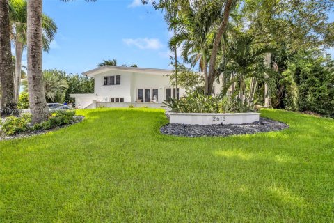 Villa ou maison à louer à Fort Lauderdale, Floride: 3 chambres, 175.77 m2 № 1947064 - photo 5