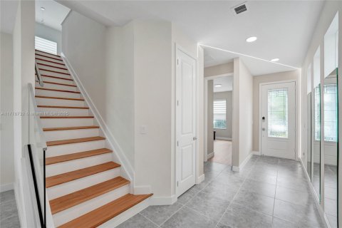 Купить виллу или дом в Холливуд, Флорида 5 спален, 232.35м2, № 1985622 - фото 7