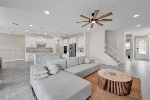 Купить виллу или дом в Холливуд, Флорида 5 спален, 232.35м2, № 1985622 - фото 12