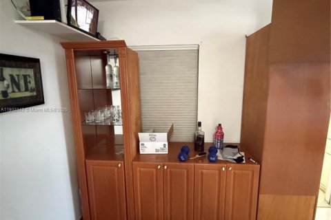 Villa ou maison à vendre à Miami Gardens, Floride: 3 chambres, 88.26 m2 № 1955623 - photo 8