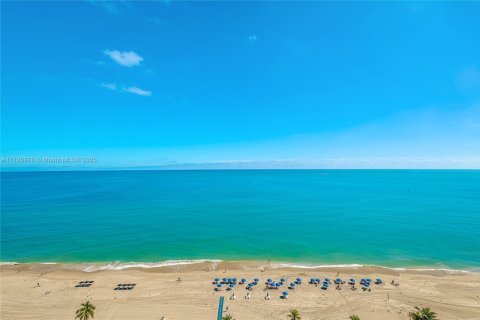 Copropriété à vendre à Hollywood, Floride: 1 chambre, 91.04 m2 № 1701141 - photo 27
