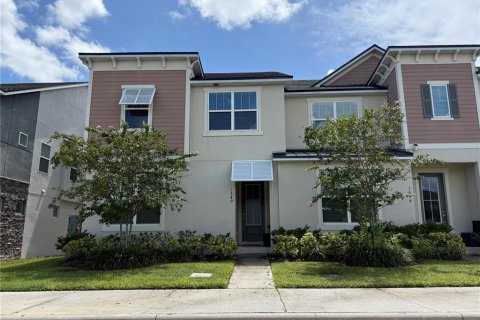 Touwnhouse à vendre à Kissimmee, Floride: 5 chambres, 213.12 m2 № 1852513 - photo 1