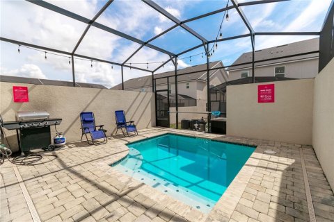 Touwnhouse à vendre à Kissimmee, Floride: 5 chambres, 213.12 m2 № 1852513 - photo 25