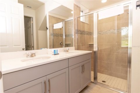 Townhouse in Kissimmee, Florida 5 bedrooms, 213.12 sq.m. № 1852513 - photo 12