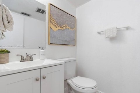 Townhouse in Margate, Florida 3 bedrooms, 130.06 sq.m. № 1726985 - photo 6