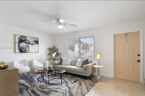 Townhouse in Margate, Florida 3 bedrooms, 130.06 sq.m. № 1726985 - photo 4