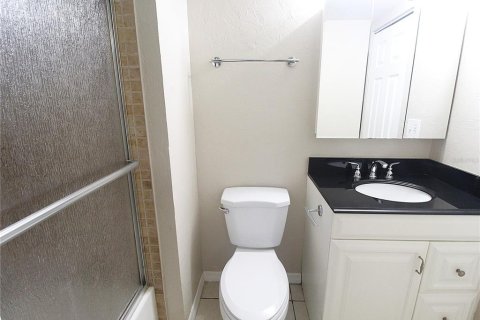 Apartment in Sarasota, Florida 2 bedrooms, 97.55 sq.m. № 2117300 - photo 8
