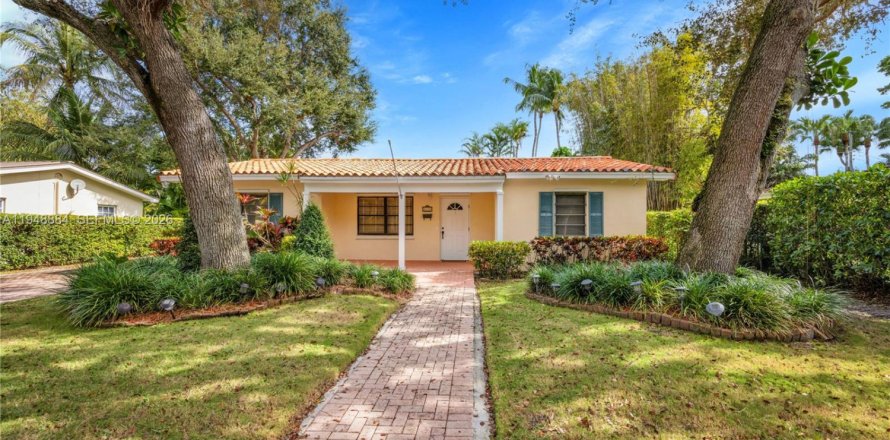 Villa ou maison à Miami, Floride 4 chambres, 131.55 m2 № 2004823