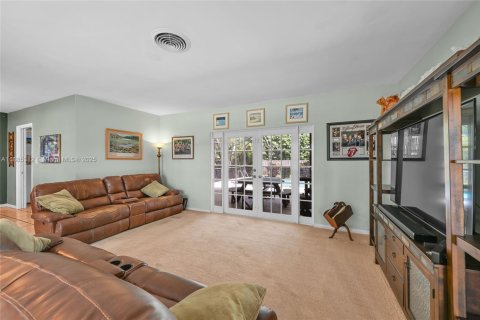 Casa en venta en Homestead, Florida, 3 dormitorios, 137.31 m2 № 1933172 - foto 6