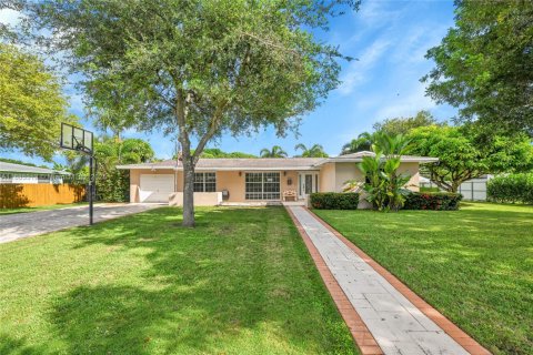 Casa en venta en Homestead, Florida, 3 dormitorios, 137.31 m2 № 1933172 - foto 1