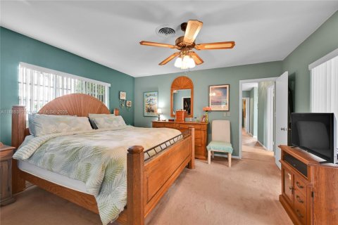 Casa en venta en Homestead, Florida, 3 dormitorios, 137.31 m2 № 1933172 - foto 18