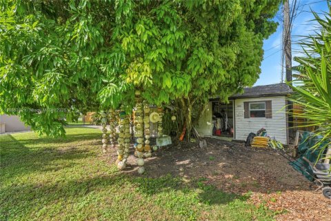 Casa en venta en Homestead, Florida, 3 dormitorios, 137.31 m2 № 1933172 - foto 30