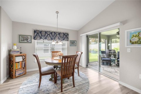 House in Summerfield, Florida 3 bedrooms, 166.67 sq.m. № 1914428 - photo 10