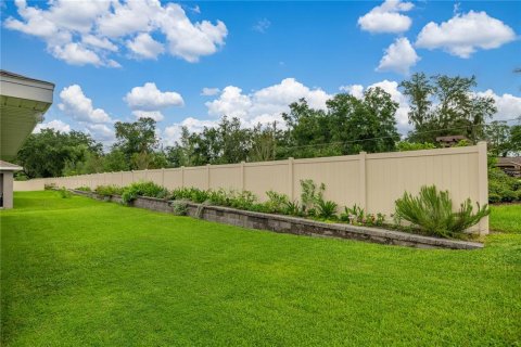 House in Summerfield, Florida 3 bedrooms, 166.67 sq.m. № 1914428 - photo 26