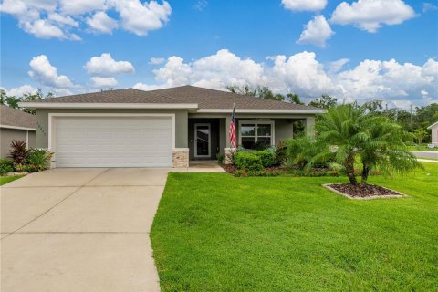 House in Summerfield, Florida 3 bedrooms, 166.67 sq.m. № 1914428 - photo 1