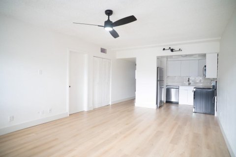 Copropriété à vendre à Pompano Beach, Floride: 3 chambres, 111.48 m2 № 2193062 - photo 21