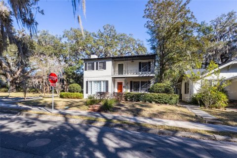 House in Gainesville, Florida 3 bedrooms, 200.48 sq.m. № 1916942 - photo 7