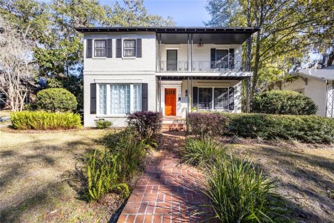 House in Gainesville, Florida 3 bedrooms, 200.48 sq.m. № 1916942 - photo 1
