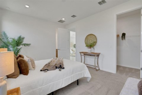 House in Punta Gorda, Florida 3 bedrooms, 153.94 sq.m. № 2217630 - photo 24