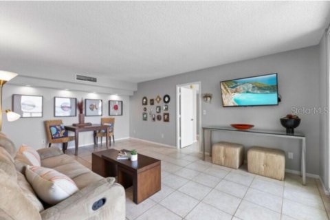 Condominio en alquiler en Sarasota, Florida, 2 dormitorios, 146.32 m2 № 2258645 - foto 8